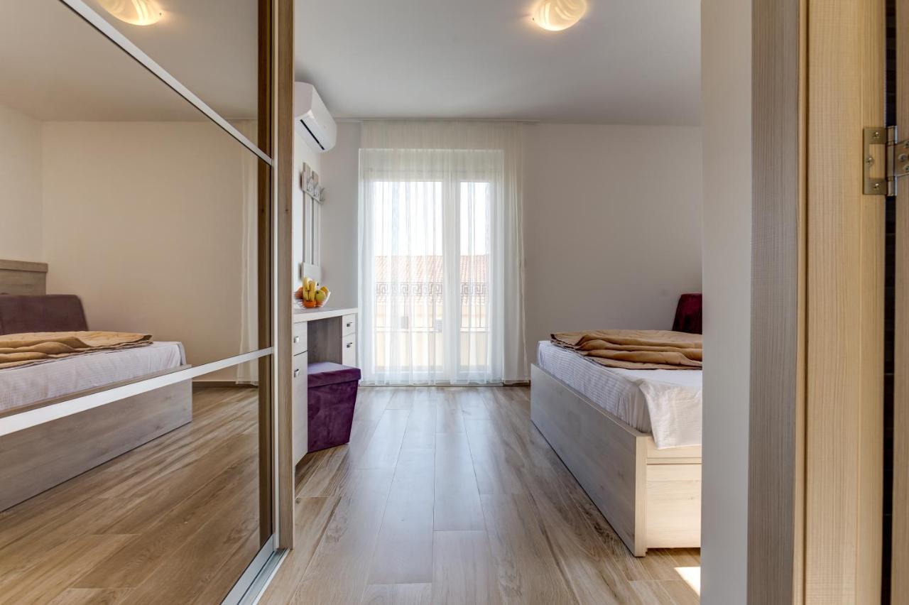 Adriatik Lux Apartments Budva Bagian luar foto