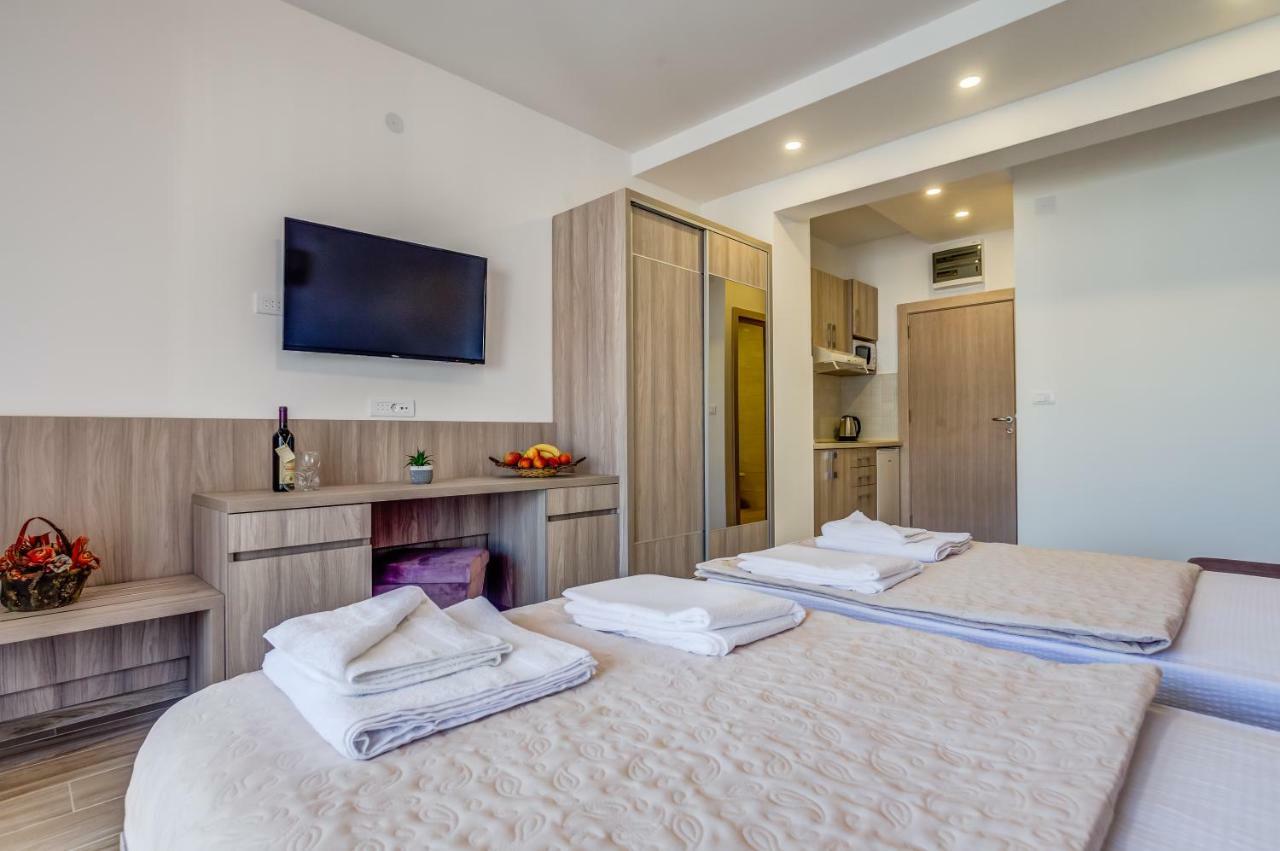 Adriatik Lux Apartments Budva Bagian luar foto