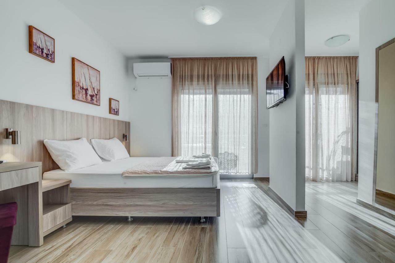 Adriatik Lux Apartments Budva Bagian luar foto