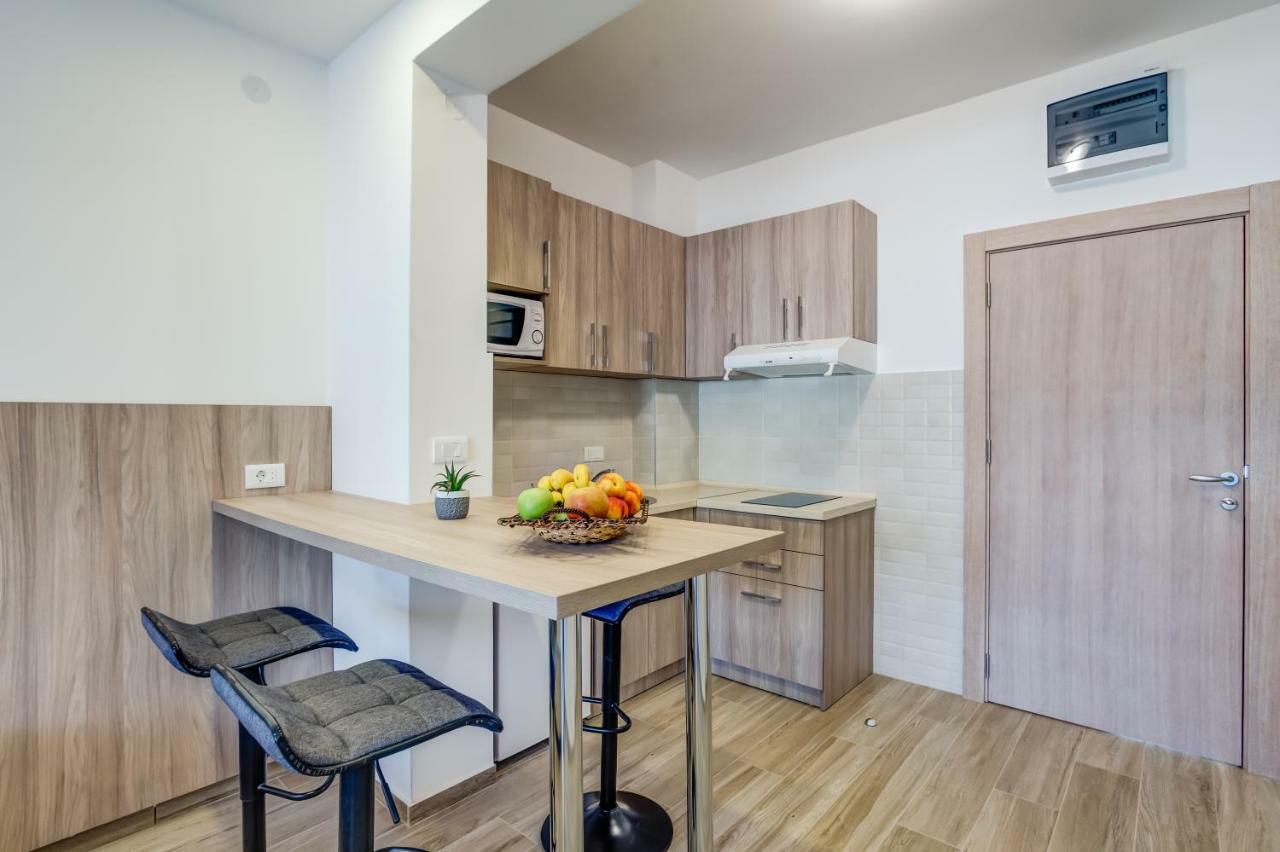Adriatik Lux Apartments Budva Bagian luar foto