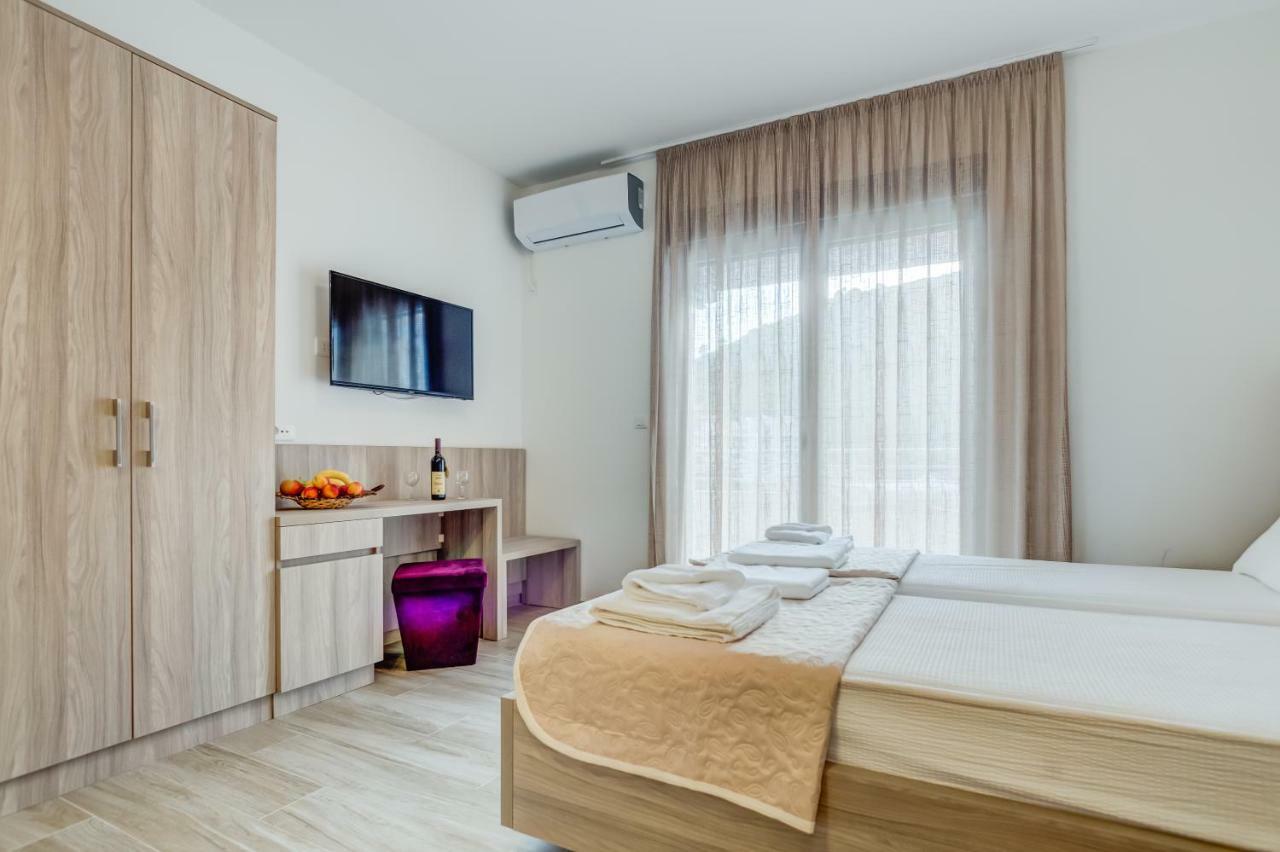 Adriatik Lux Apartments Budva Bagian luar foto