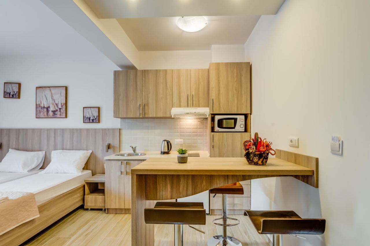 Adriatik Lux Apartments Budva Bagian luar foto