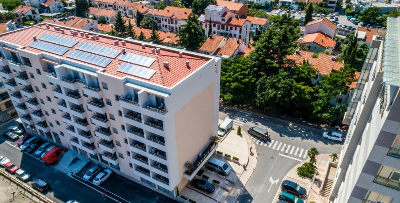 Adriatik Lux Apartments Budva Bagian luar foto